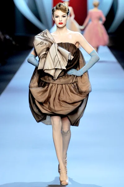 Look 21